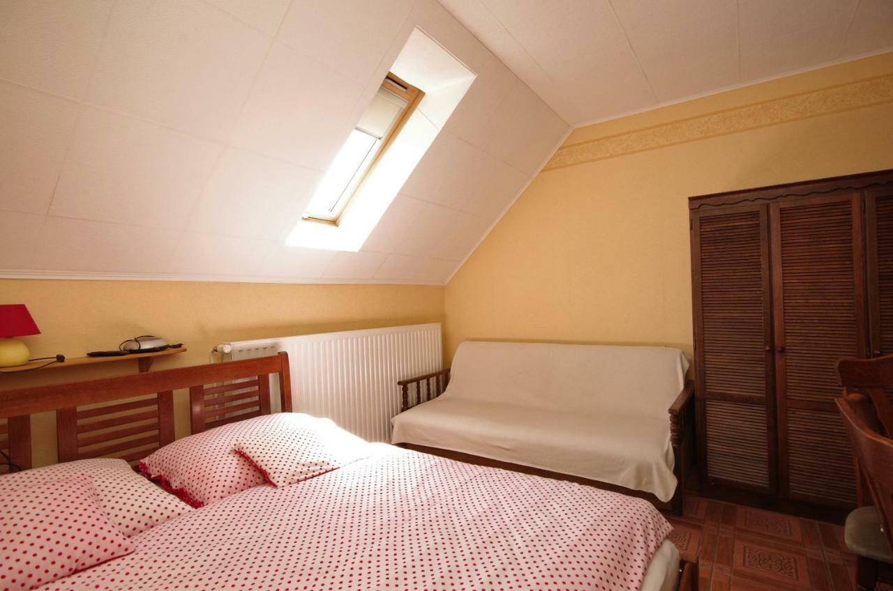 Burg Apartman Gyula Esterno foto