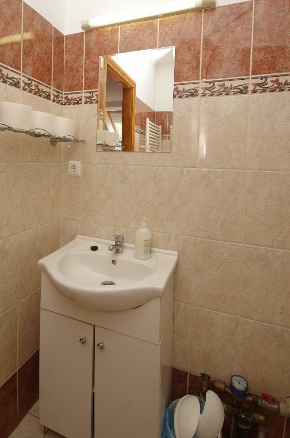 Burg Apartman Gyula Esterno foto